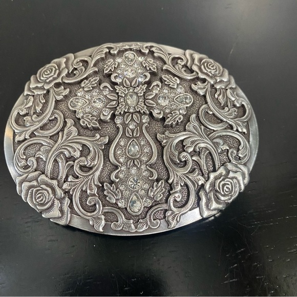 Blazin Roxx Oval Cross Belt Buckle w/Rhinestones NEW - Picture 4 of 10
